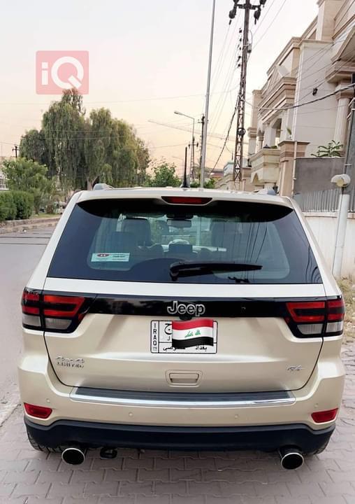 جیپ L گراند شیرۆکی